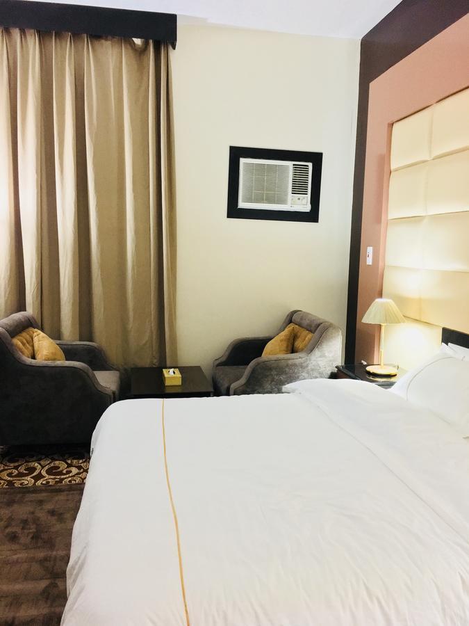 Dama Hotel ドゥバー エクステリア 写真