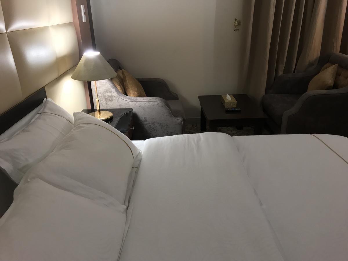 Dama Hotel ドゥバー エクステリア 写真